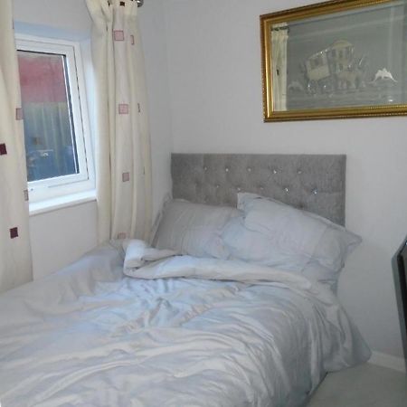 Отель The Mews Erith Экстерьер фото